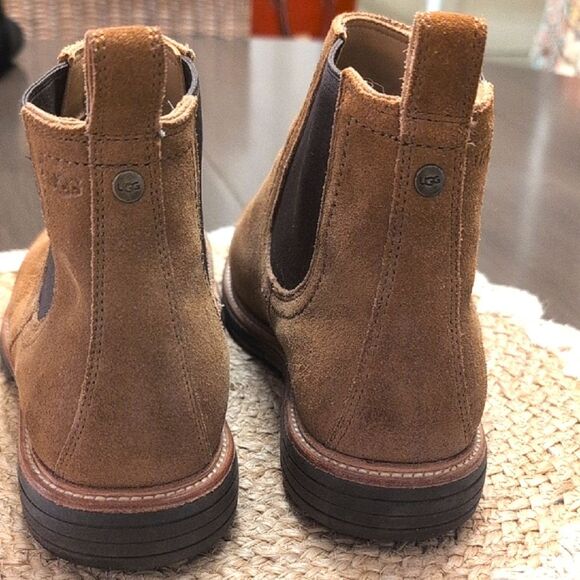 UGG Men's Baldvin Tan Suede Chelsea Boots Size 9.5 - Picture 6 of 11